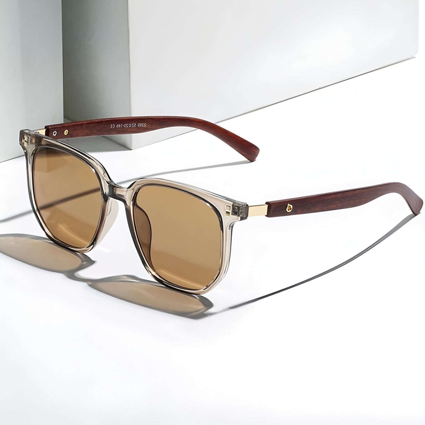 Vintage Style UV400 Unisex Wooden Shade Sunglass